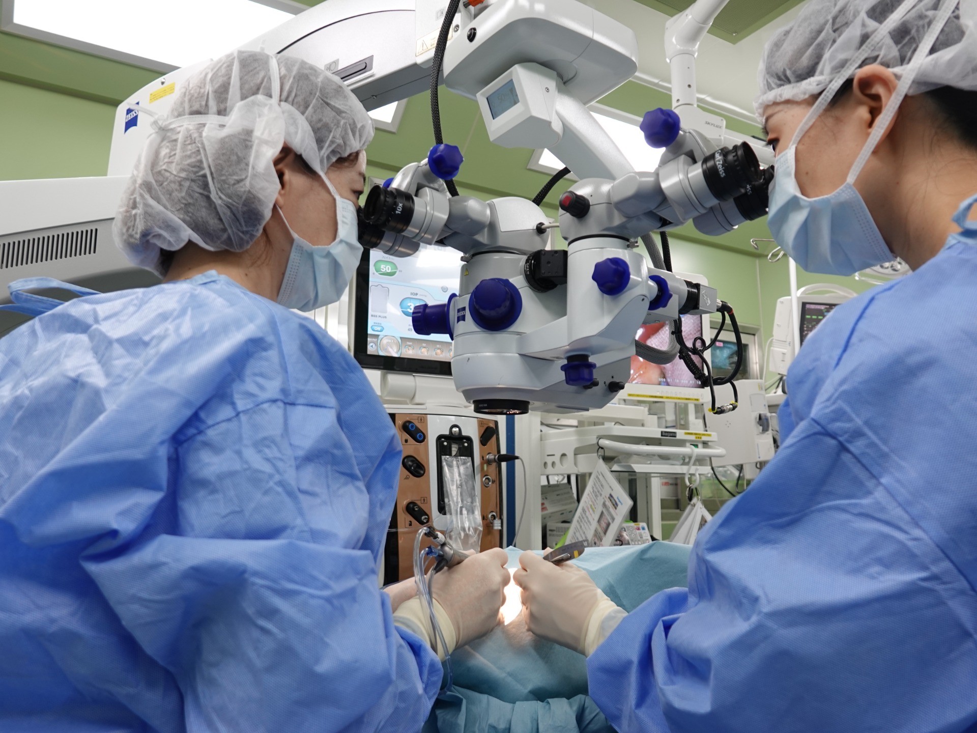 おもいやりの精神で、総合病院ならではの眼科医療を