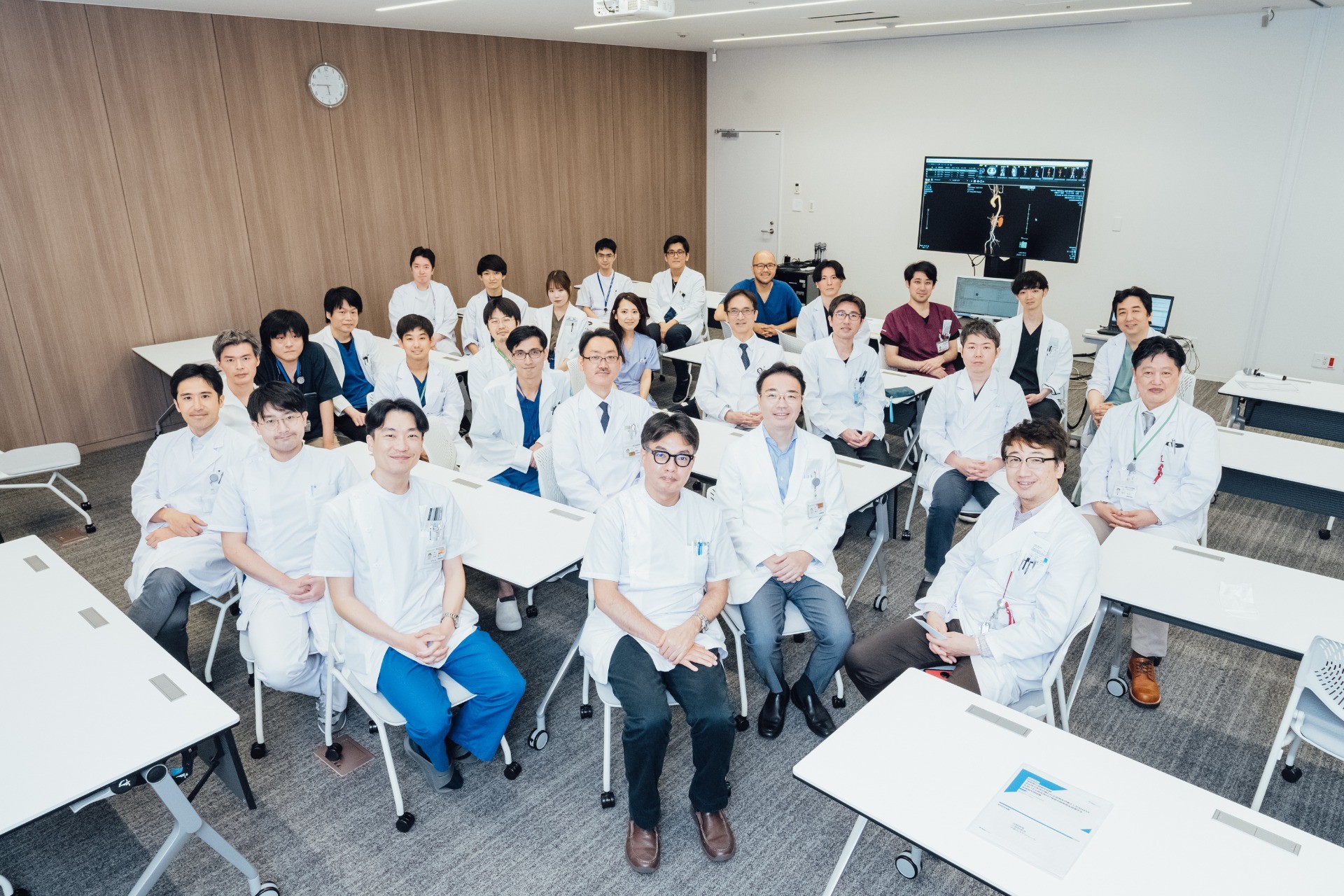 不整脈センターで専門的な治療を提供し、地域医療と連携